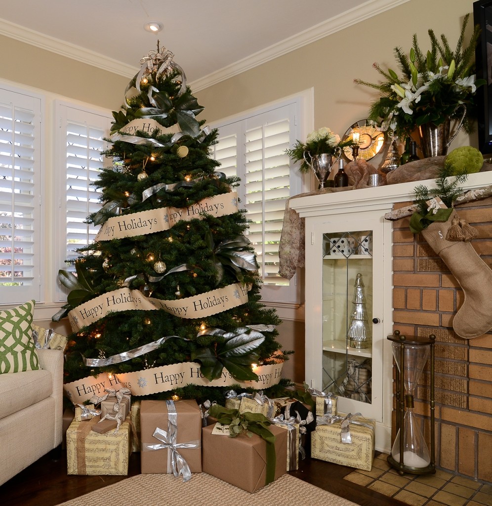 6 Tips For Decorating Your Christmas Tree Like A Professional