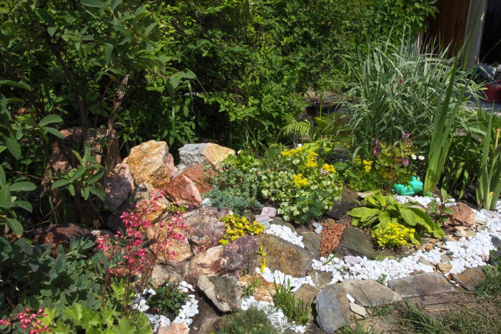 20 Wonderful Rock Garden Ideas You Need To See - Page 2 of 3