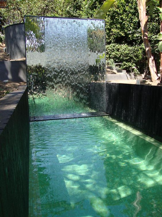 Magnificent Water Curtains For Serenity In Your Garden - Page 2 of 2