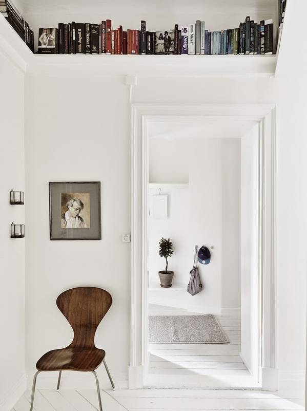 Ceiling Shelves to Store Your Books in Your Small Home