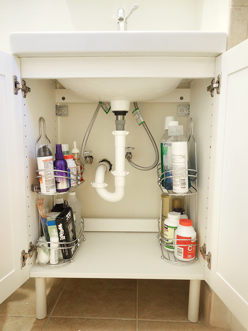 Small Bathroom Storage Solutions That Are Absolutely Genius - Page 2 of 2