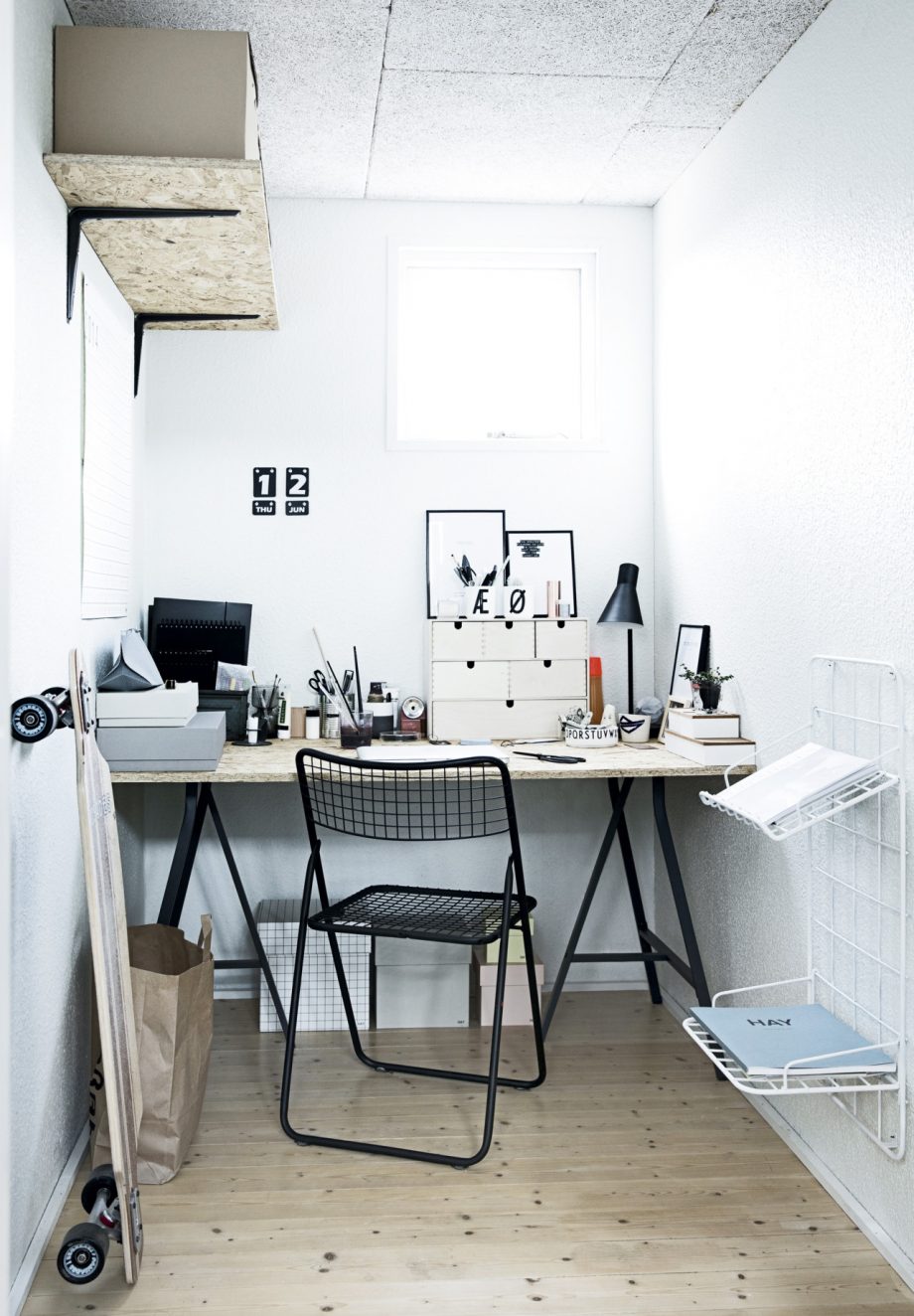 Incredibly Small Work Spaces That Look So Stylish Page 2 of 3