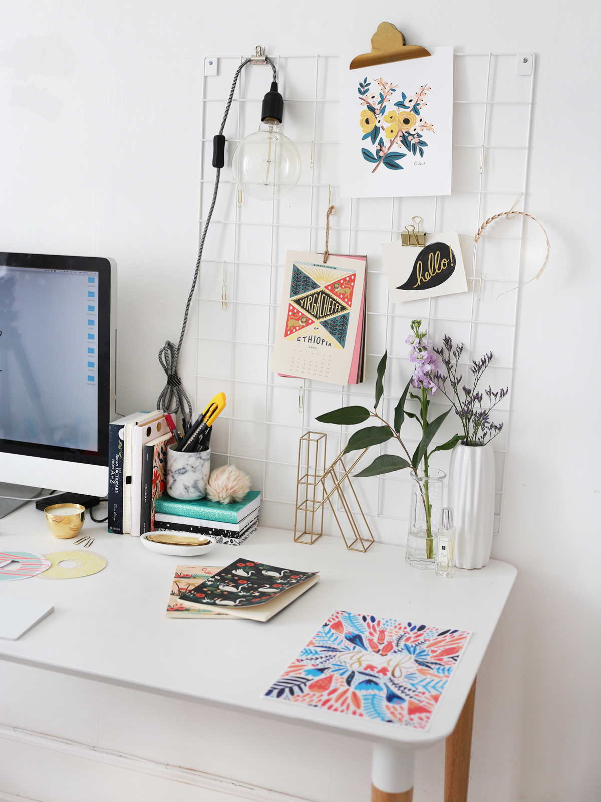 Spectacular Desk Organization Ideas Using One Affordable Item-Metal Grid