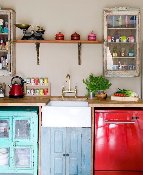 Mismatched Kitchen Cabinets Are A Good Way To Escape From The Ordinary