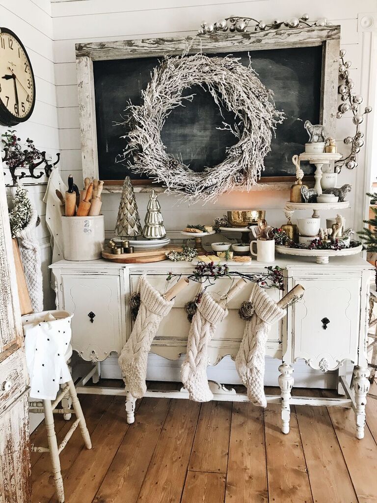 rustic decor farmhouse cottage glam dining holiday xmas lizmarieblog country warm heart holidays decorhomeideas rooms tree walk decorations splendid living