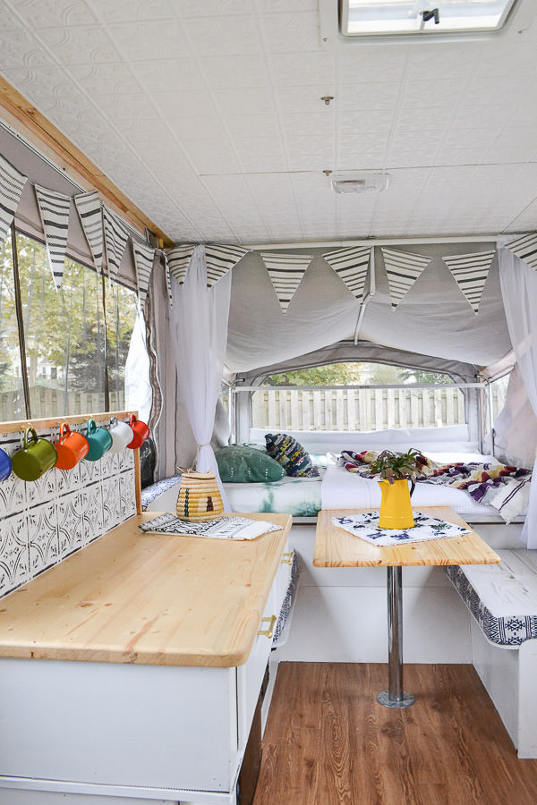 Amazing Camper Interior Ideas That Will Surprise You With