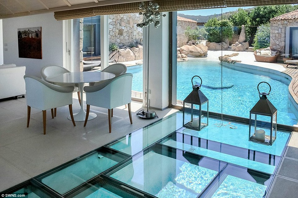 Attention-Grabbing Glass Floors That Will Blow Your Mind ...