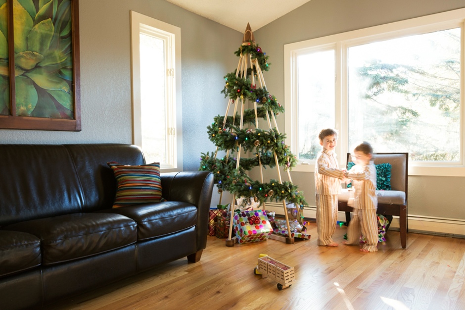 alternative_christmas_tree_morning_940