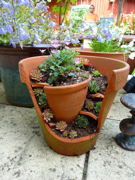 broken-flower-pots-garden-3-470x626