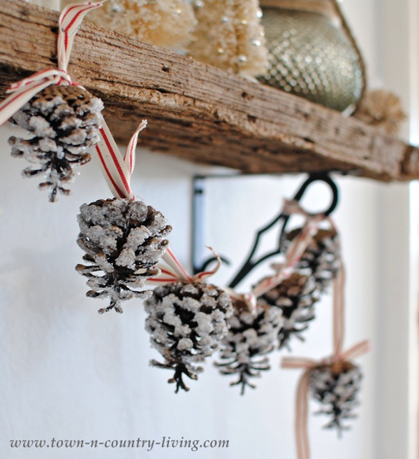 pinecone-garland-town-n-country-living
