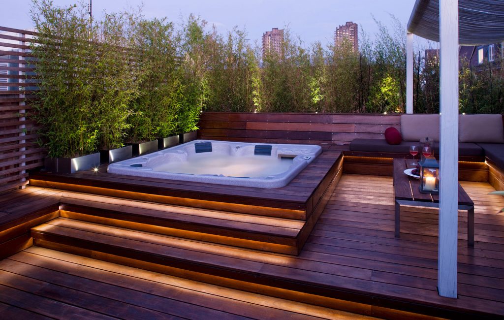 hot-tub-deck