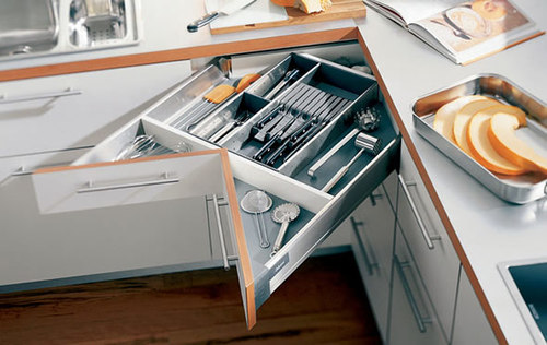 kitchen-corner-drawer