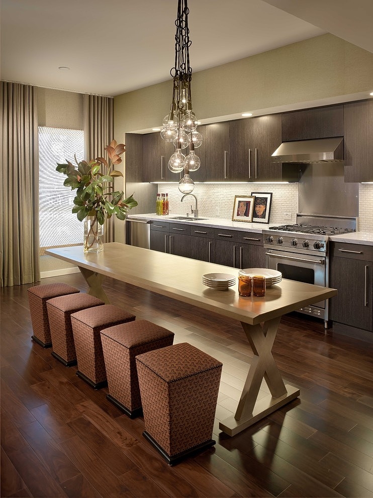 002-warm-modern-home-kenneth-brown-design