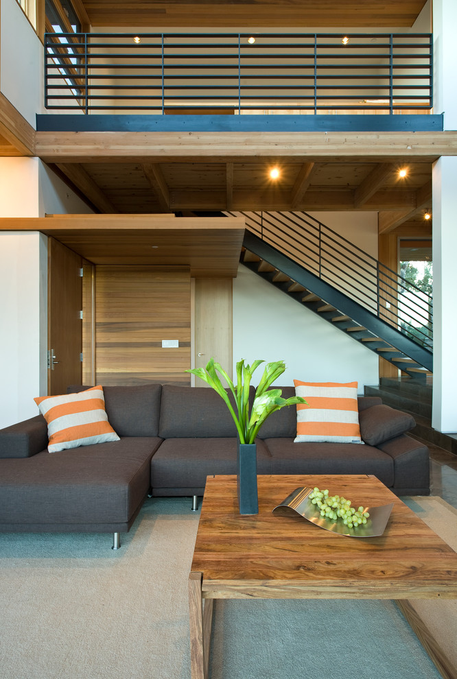log-cabin-interiors-ideas-living-room-modern-with-wood-ceiling-platform-brown-sofa-2