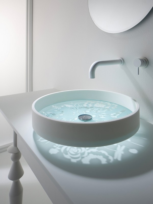 15 Extraordinary Futuristic Sinks That Will Fascinate You