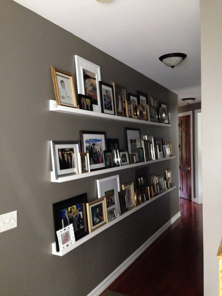 10 Great Ideas to Display Your Family Photos