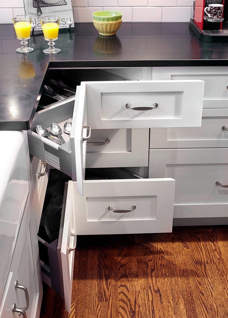 Corner Drawers Are A Must-Have For Small Kitchens - Page 3 of 3