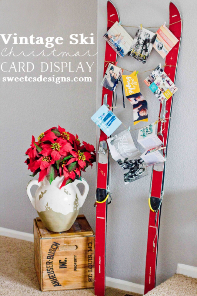 vintage-ski-christmas-card-display-such-a-fun-and-unique-way-to-display-christmas-cards