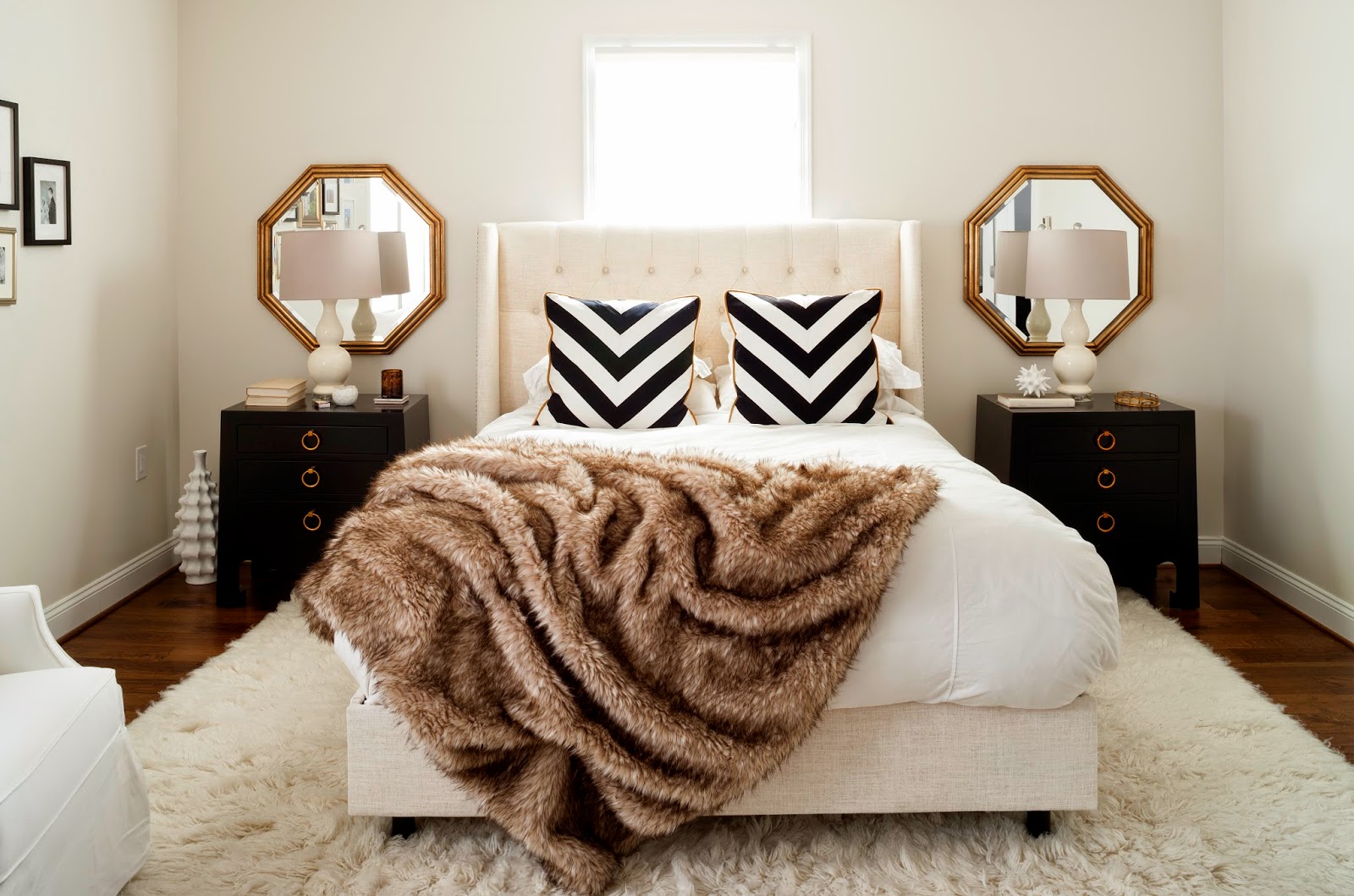 Cozy and Luxurious: 16 Faux Fur Decor Ideas to Warm Up Your Home