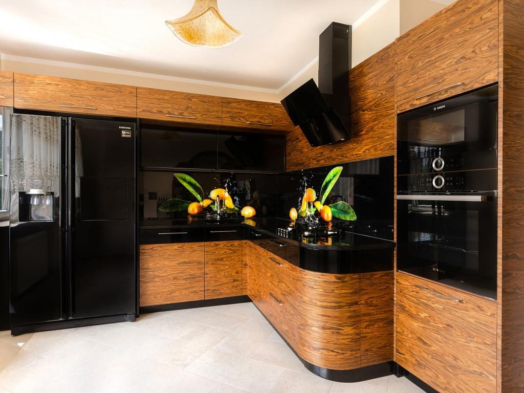 Ultra Modern And Sleek Black And Wood Kitchens - Page 3 of 3