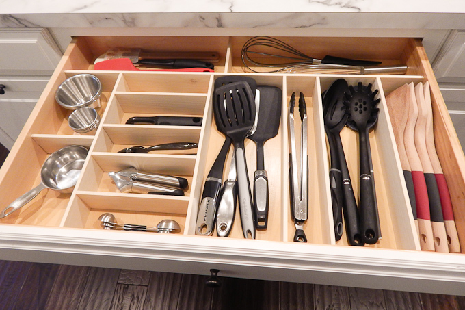 drawer organizer 
