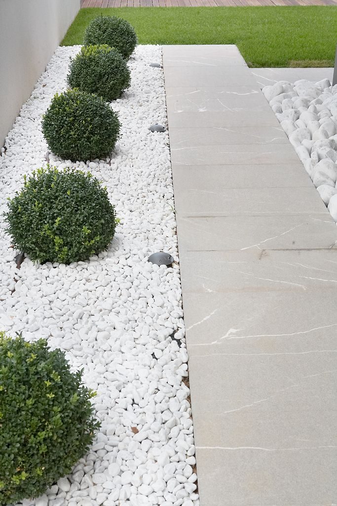 Wonderful Landscaping Ideas With White Pebbles And Stones - Page 3 of 3