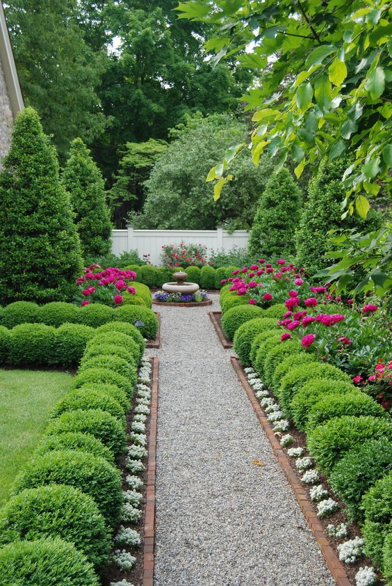 boxwood gardens grab attention source