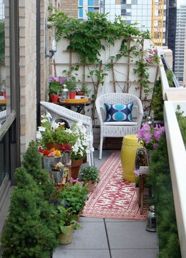 Refreshing Small Balcony Gardens That Will Steal The Show