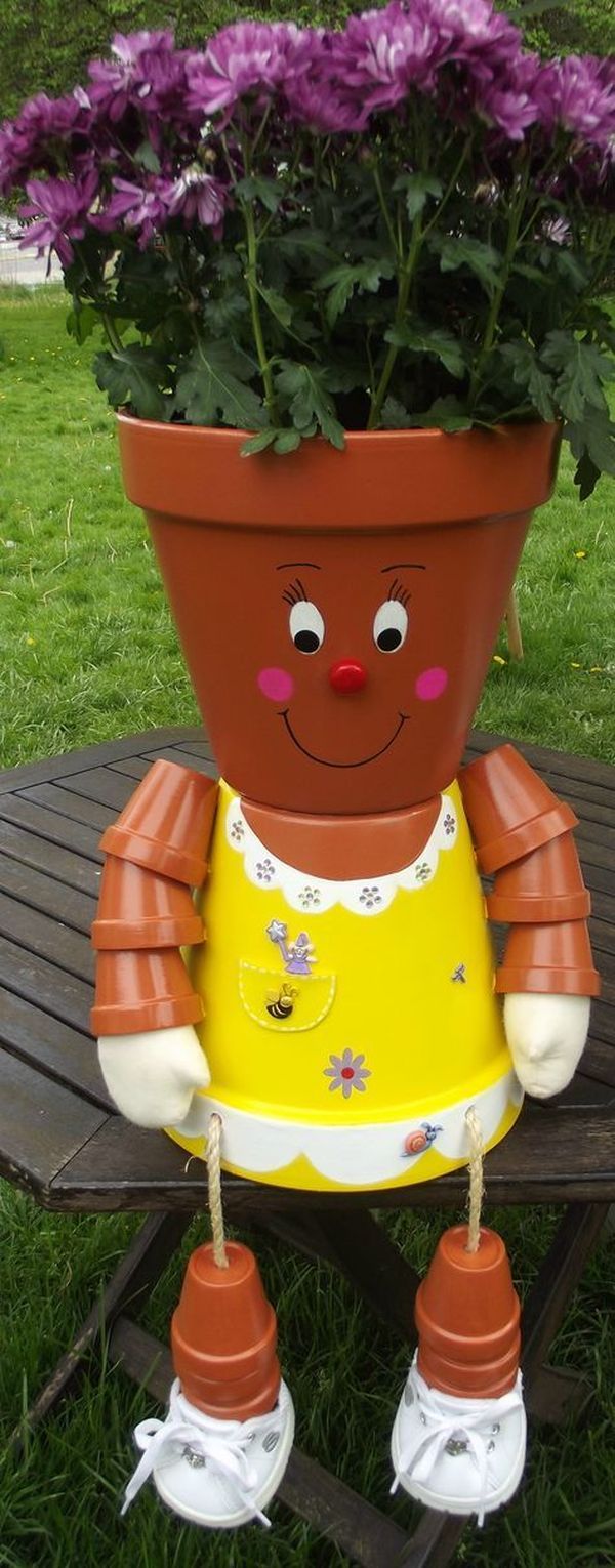 Awesome Clay Pot Decor That Will Make Your Garden Look Fantastic