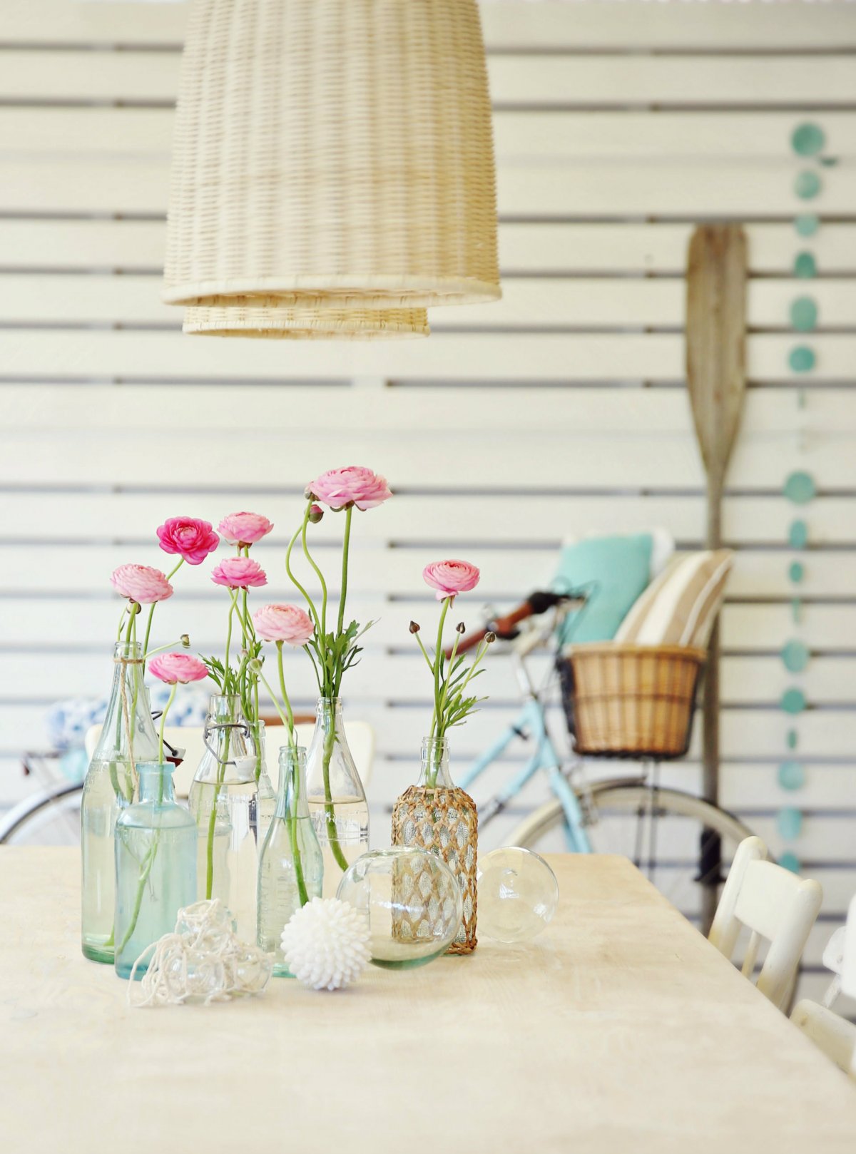 DIY Vintage Decor Is Genius Way To Upcycle Old Items