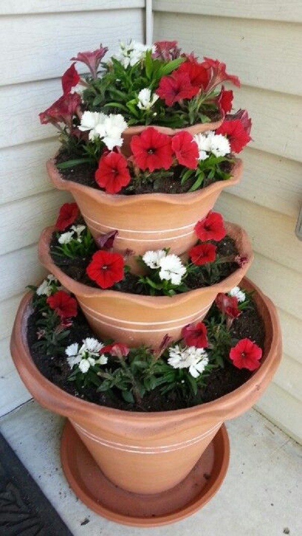 Tiered Planter Ideas That You Can Easily Make With Clay Pots Page 2 of 2