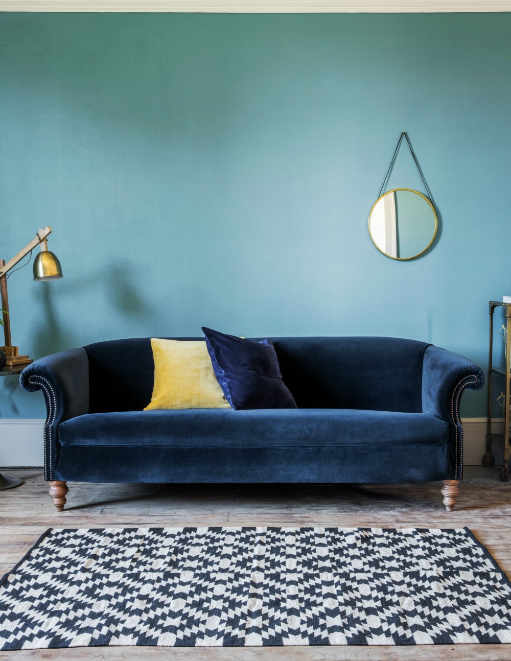 Blue Velvet Sofa Ideas For Creating A Royal Living Room