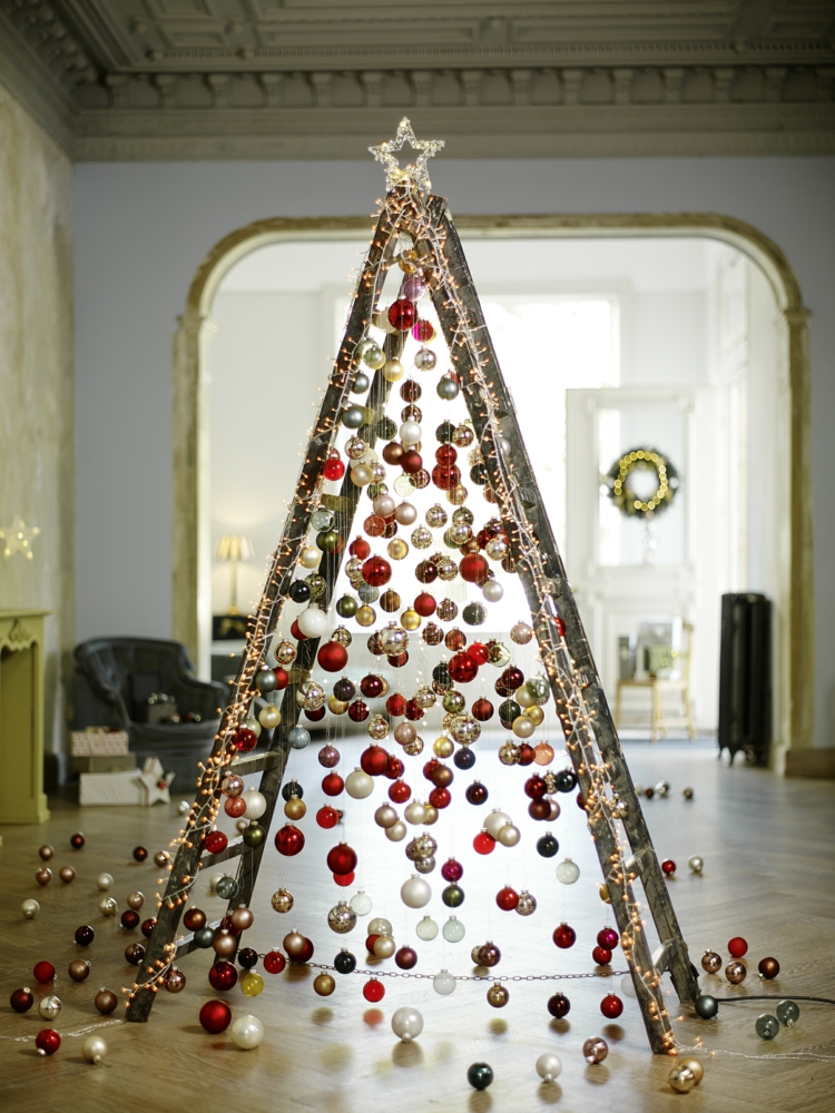 Creative Christmas Tree Alternatives That Anyone Can Make