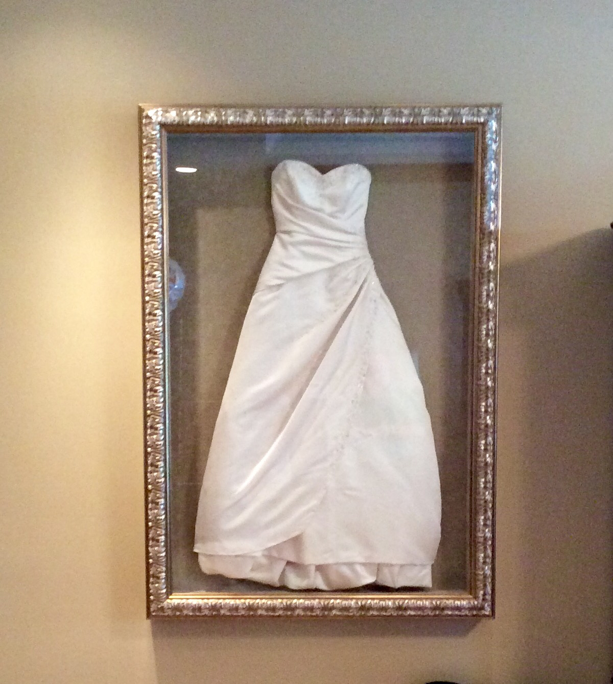 Wedding Dress Frame Ideas To Preserve Your Precious 