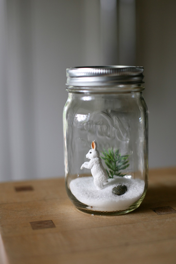 Cute DIY Snow Globe Ideas That You Can Easily Make Using Mason Jars