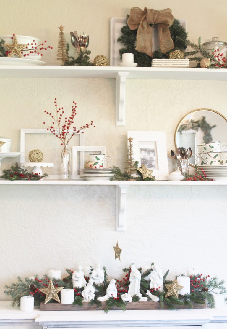 You Can't Stop Staring At These Stunning Christmas Shelf Decor Ideas