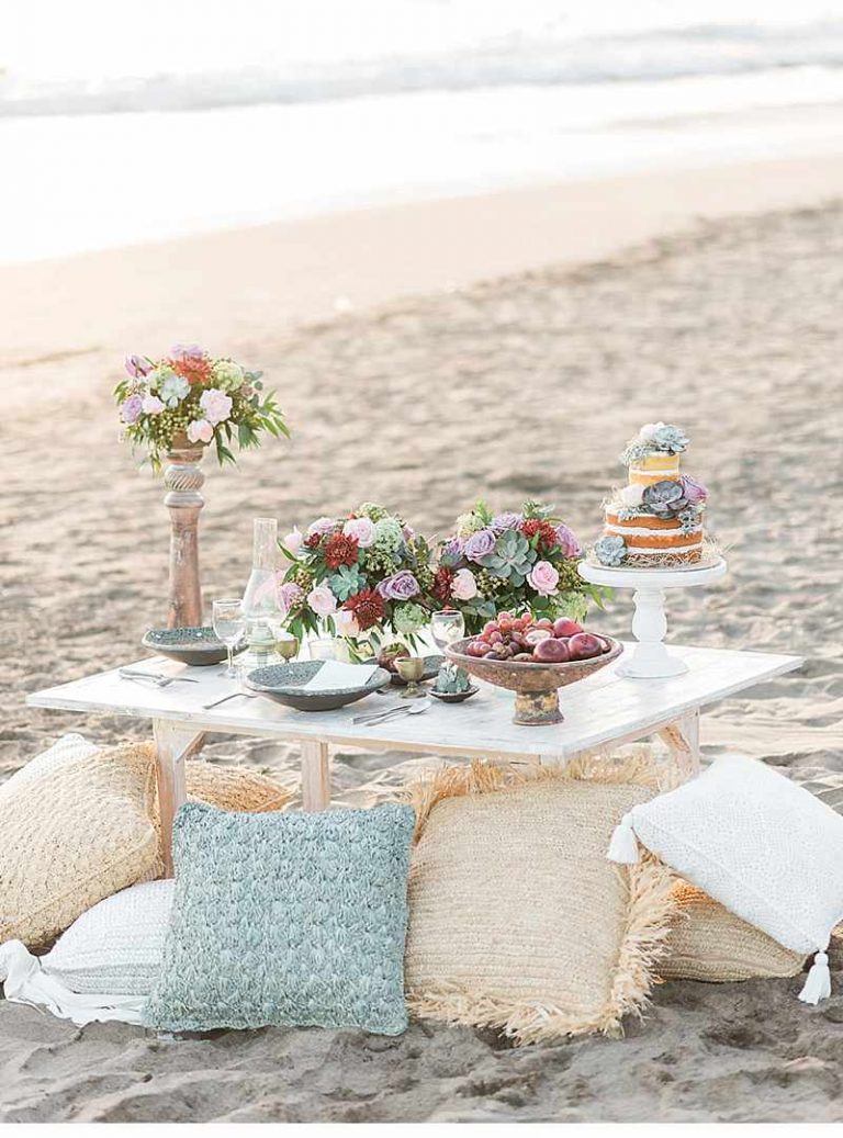 The Perfect Ideas For A Romantic Beach Picnic - Page 2 of 2