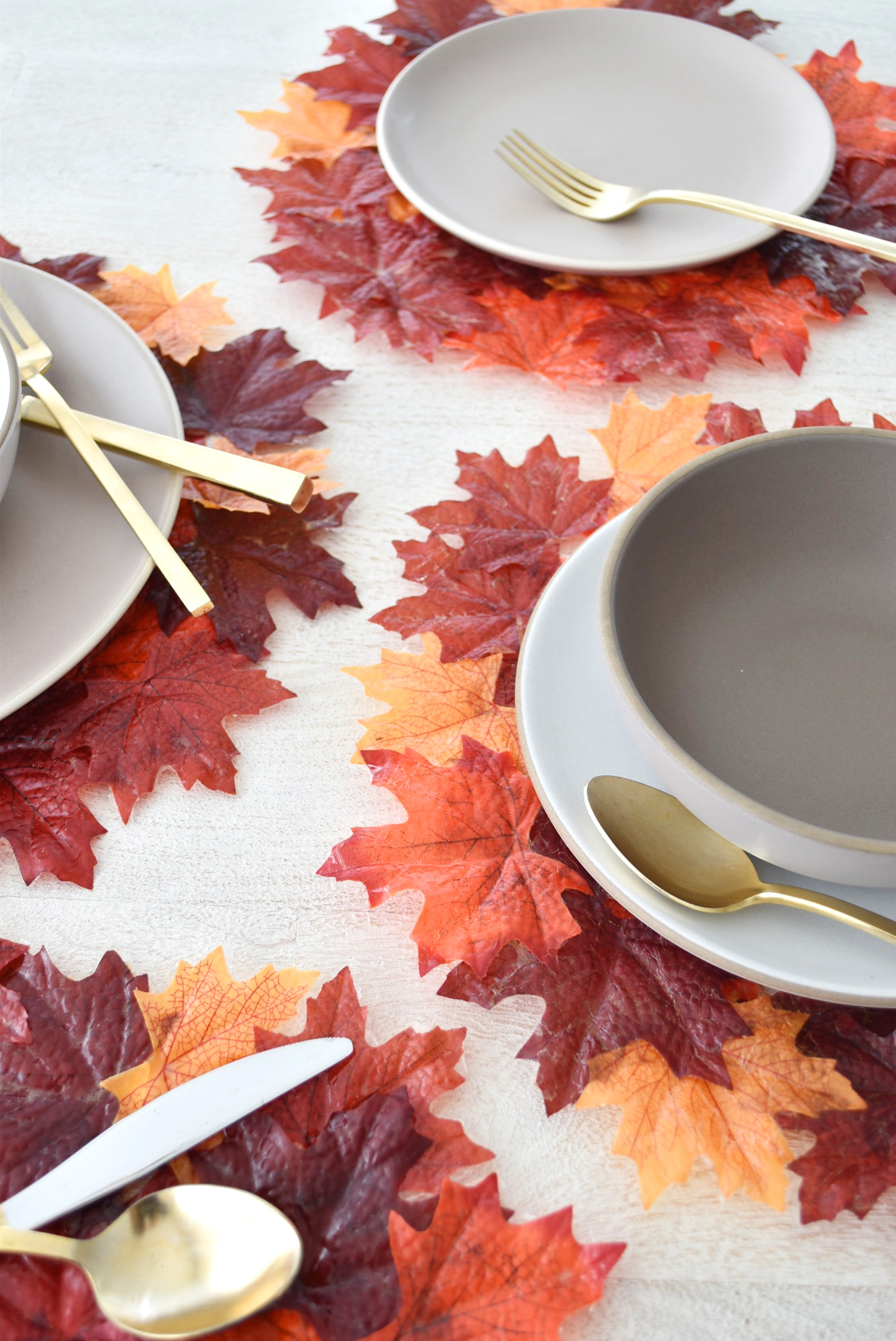DIY Fall Leaf Decor Ideas That You Can Make For Free